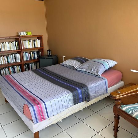 Pelikan Chambres D'Hotes Pointe-à-Pitre Habitación foto